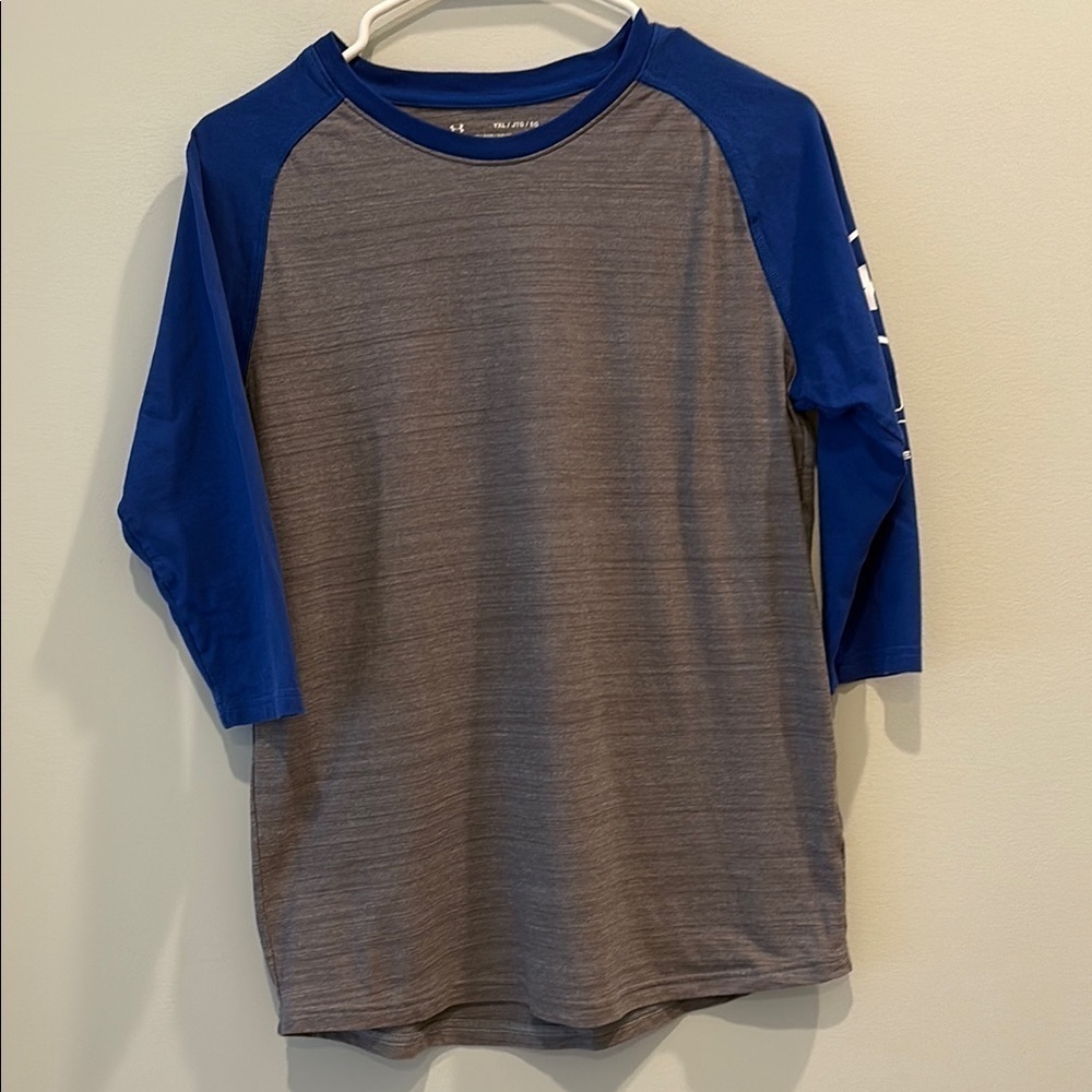 Under Armour - boys Blue and Gray Raglan Shirt.  Size YXL